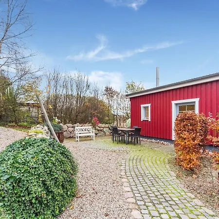 Tranquil Bungalow In Neuburg Near The Sea Ferienhaus *